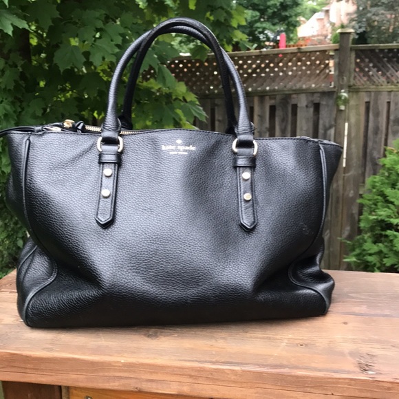 kate spade Handbags - Black pebbled Kate spade